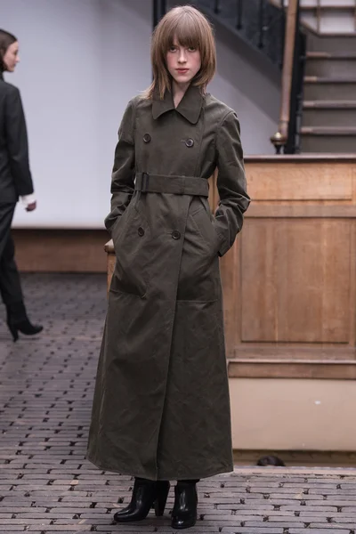 Look 9